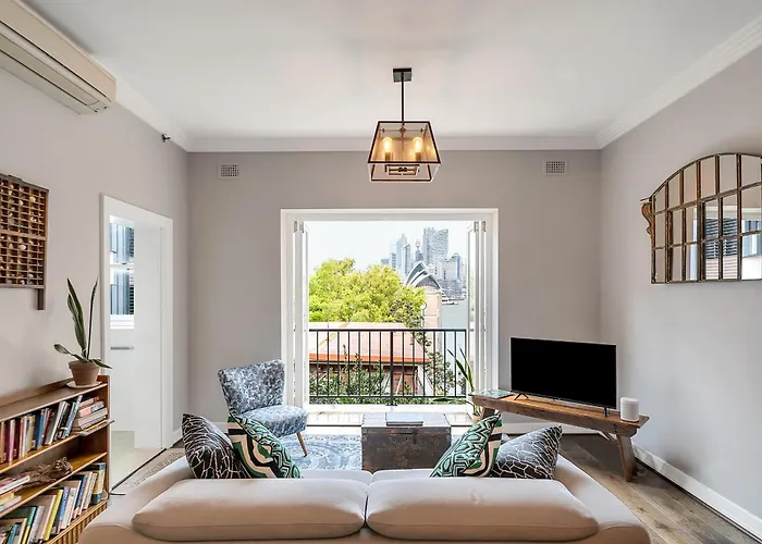 Latitude -Kirribilli Apartment Opera House Views